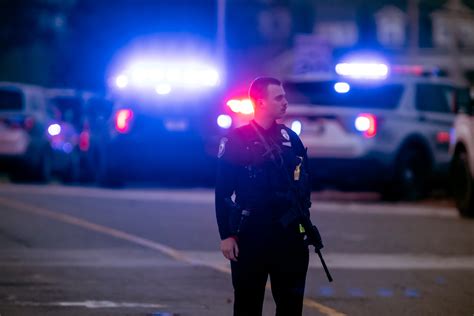 New Hampshire police chase: Man shot, dead child found .